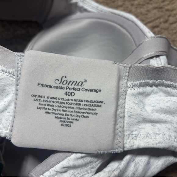 Soma Embraceable Perfect Coverage Bra Women Size 40D - Picture 3 of 3